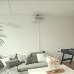 4 Schlafzimmer I Balkon I Fuer 5 Personen Nahe Uni & City Center شقة أولم