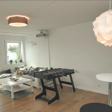 3 Schlafzimmer I Balkon I Tischkicker Fuer 5 Personen Nahe Uni & Center Ulm