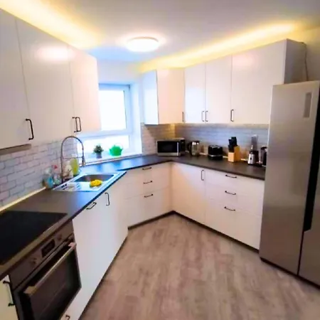 3 Schlafzimmer I Balkon I Tischkicker Fuer 5 Personen Nahe Uni & Center Ουλμ