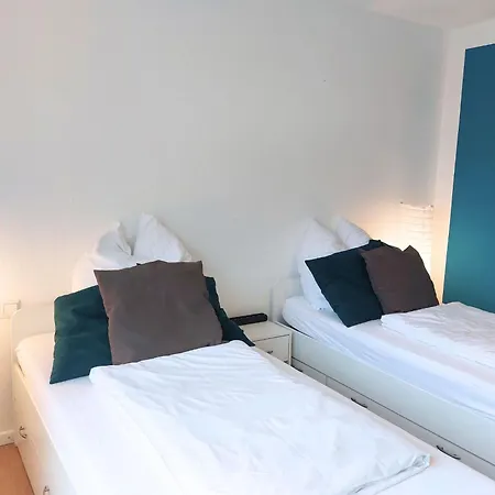 Διαμέρισμα 3 Schlafzimmer I Balkon I Tischkicker Fuer 5 Personen Nahe Uni & Center *