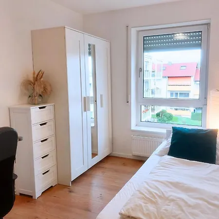 3 Schlafzimmer I Balkon I Tischkicker Fuer 5 Personen Nahe Uni & Center Apartment Ulm